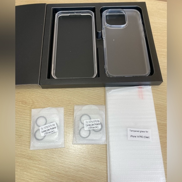 iPhone 14 Max Plus Phone Clear Case with Screen/Camera Protector - Picture 7 of 8